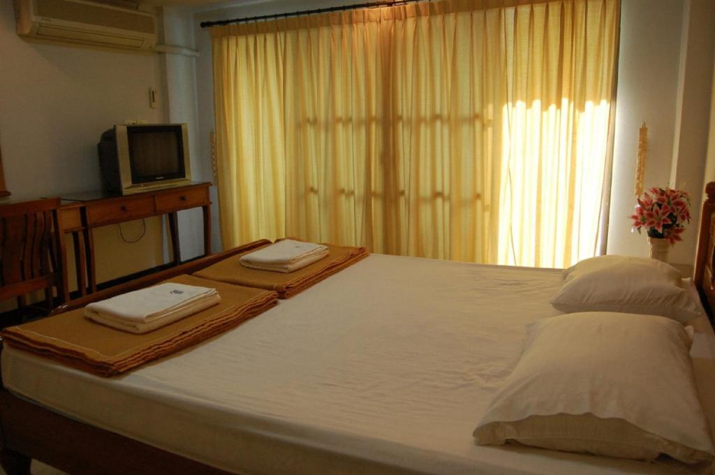 Veerachai Court Chiang Mai Quarto foto